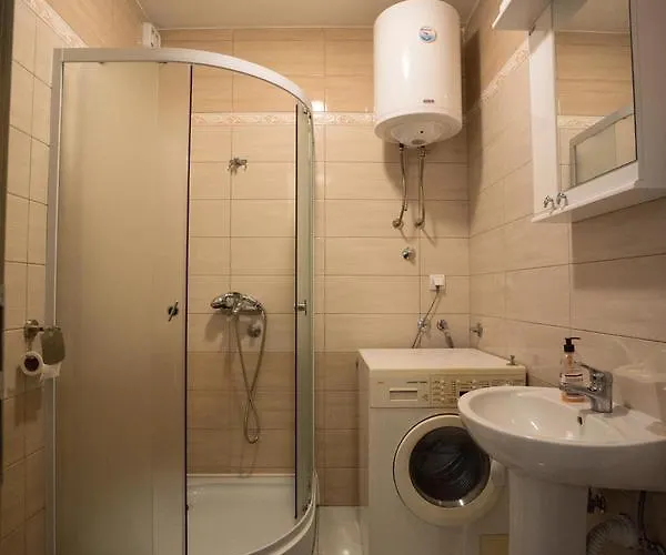 아파트 Spasojevic *